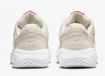 Фото Кросівки жіночі Nike WMNS NIKE COURT LITE 2 AR8838-006