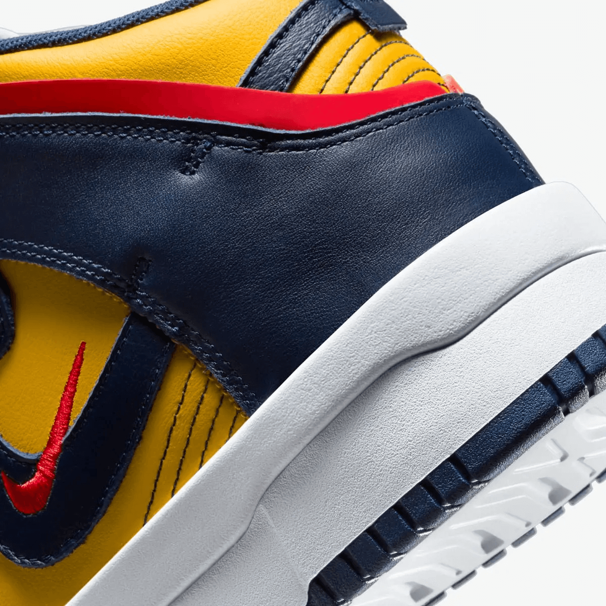 Жіночі кросівки NIKE DUNK HIGH UP DH3718-701 - фото 8