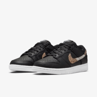Кросівки жіночі Nike Dunk Low Se DD7099-001 - фото 1