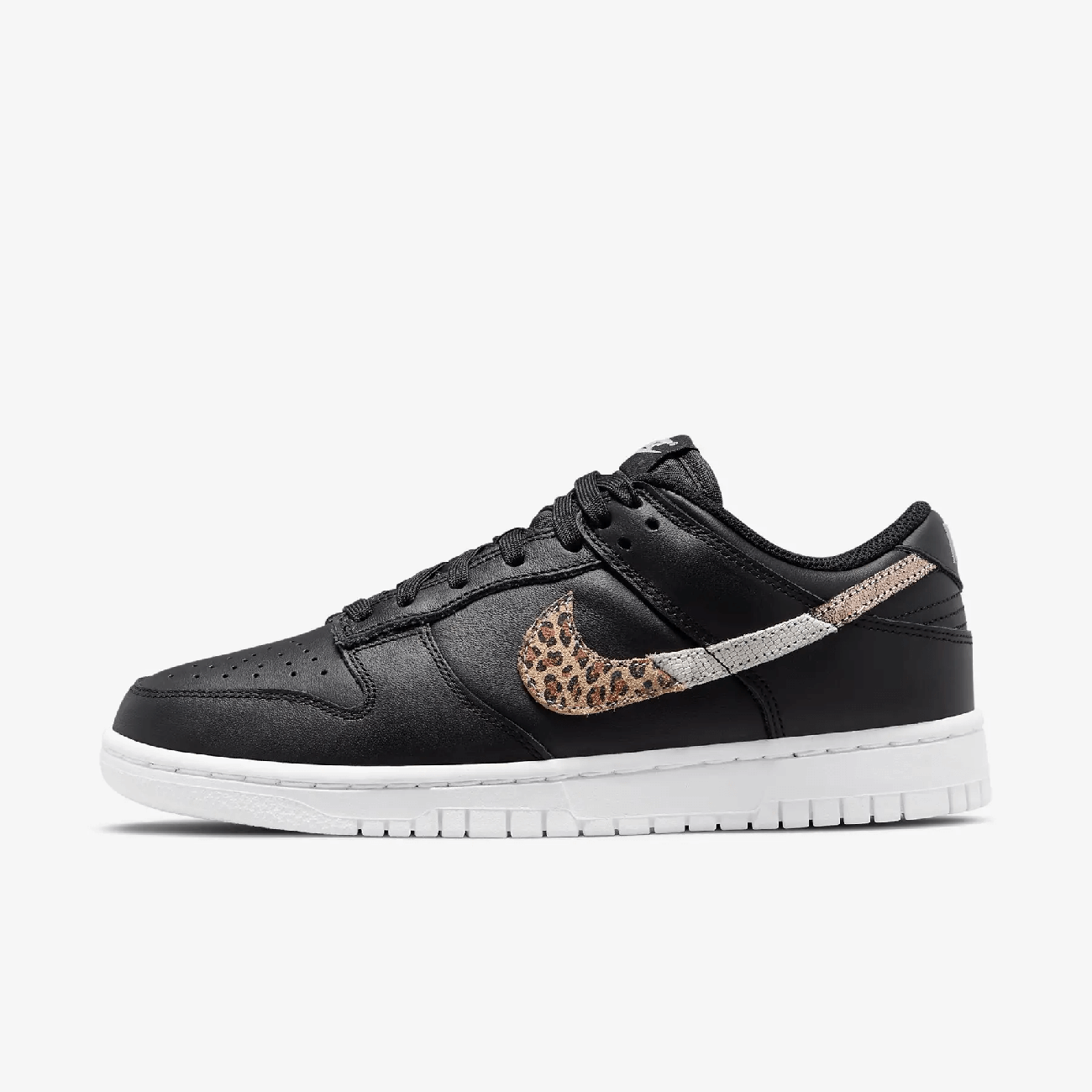 Кросівки жіночі Nike Dunk Low Se DD7099-001 - фото 2