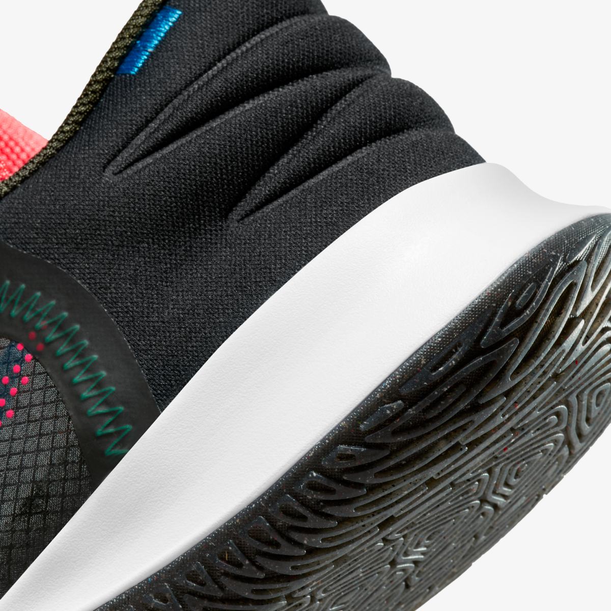Чоловічі кросівки Nike KYRIE FLYTRAP V CZ4100-001 - фото 8