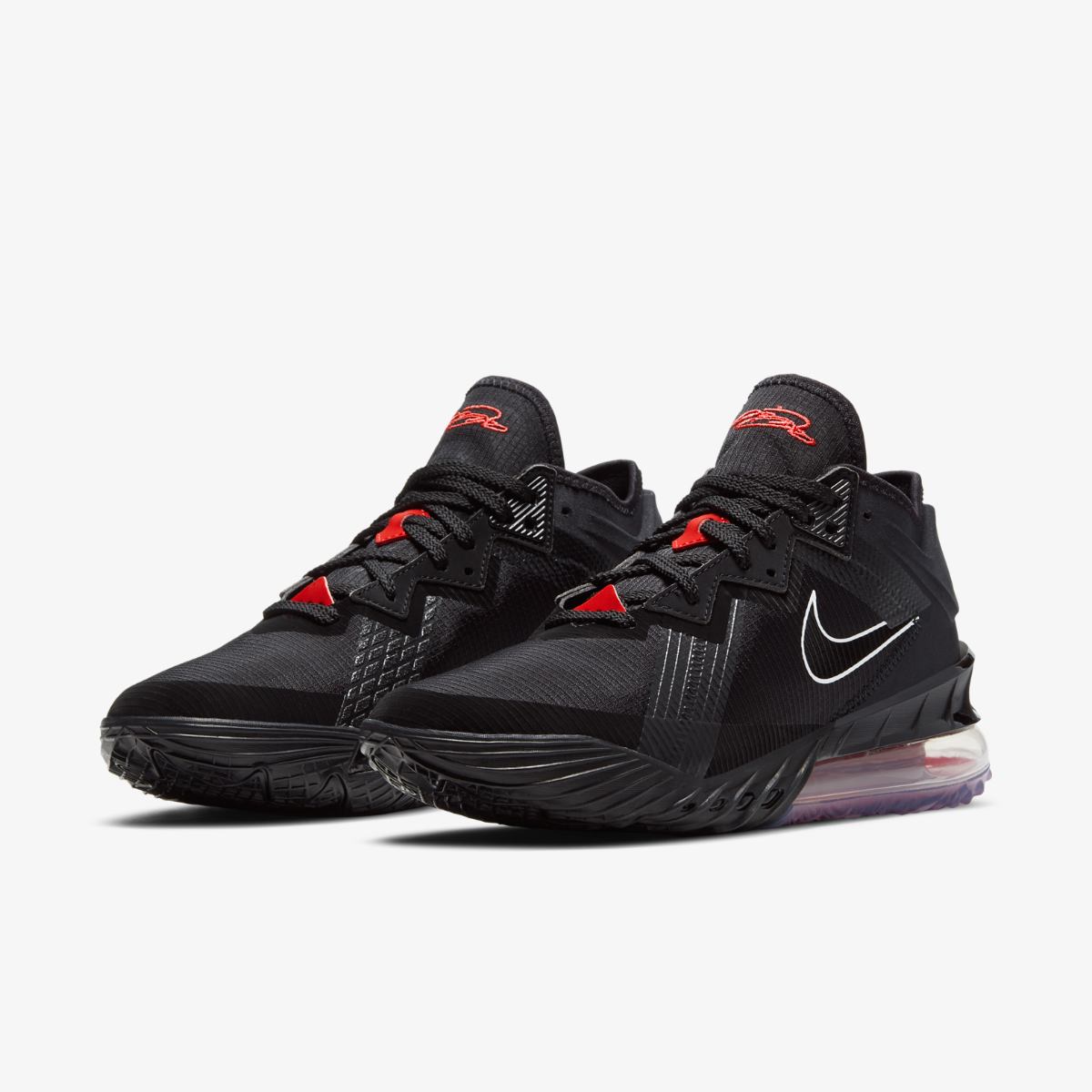 Чоловічі кросівки Nike Lebron XVIII Low CV7562-001 - фото 1
