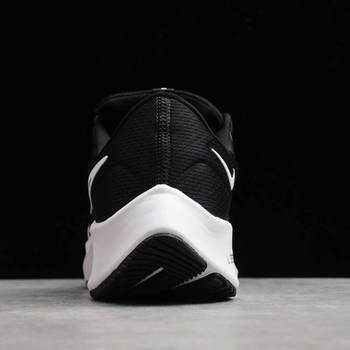 Фото Чоловічі кросівки Nike AIR ZOOM PEGASUS 38 CW7356-002