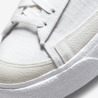 Жіночі кросівки Nike W BLAZER LOW PLATFORM SE NN DJ6376-100 - фото 7