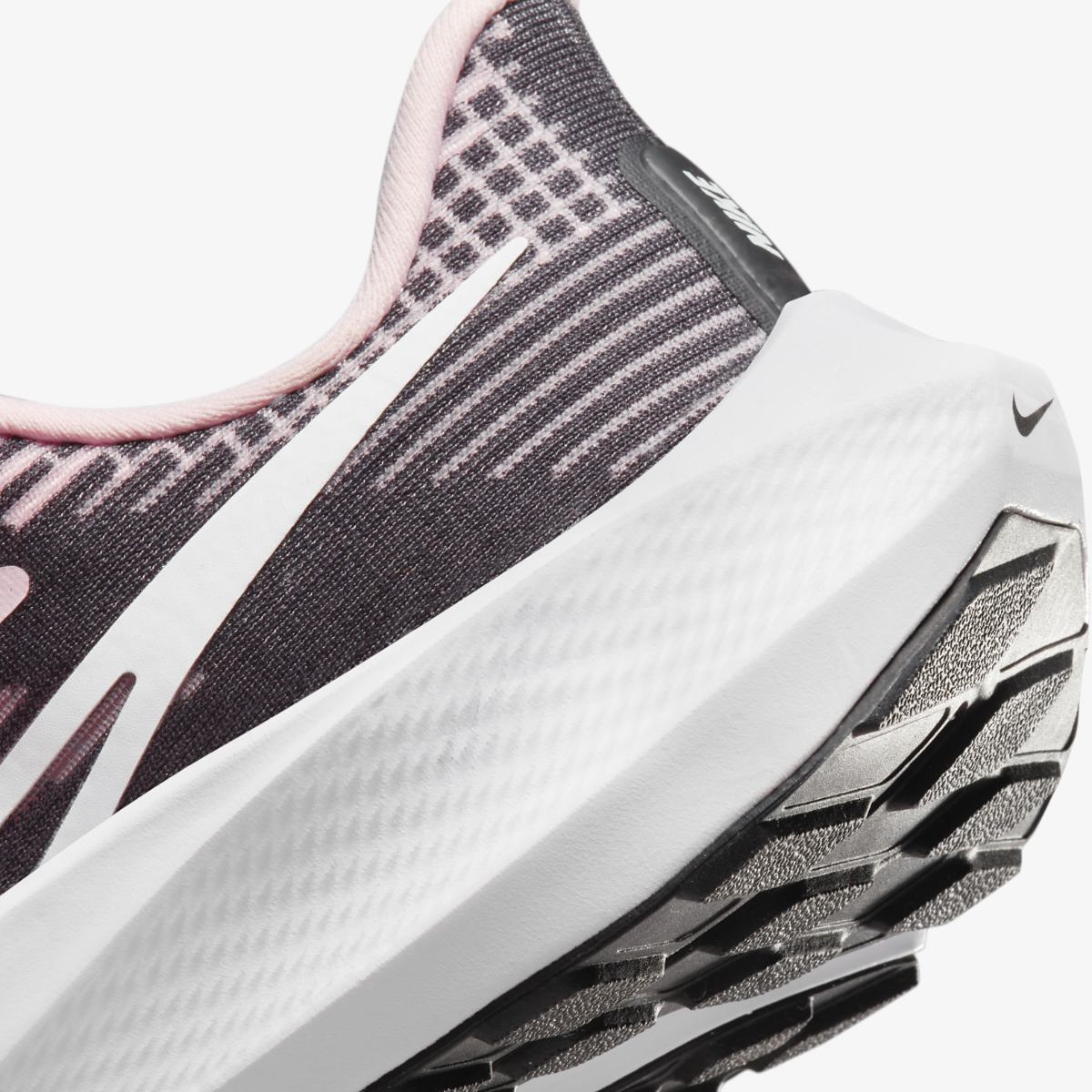 Дитячі кросівки Nike AIR ZOOM PEGASUS 39 NN GS DM4015-600 - фото 8