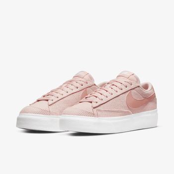 Фото Жіночі кросівки Nike W BLAZER LOW PLATFORM ESS DN0744-600