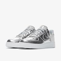 Кросівки жіночі Nike W AIR FORCE 1 SP CQ6566-001 - фото 1