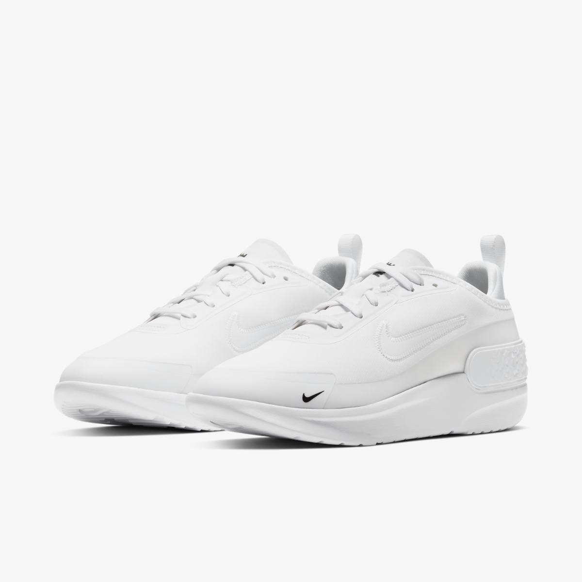 Жіночі кросівки Nike WMNS AMIXA CD5403-100 - фото 1
