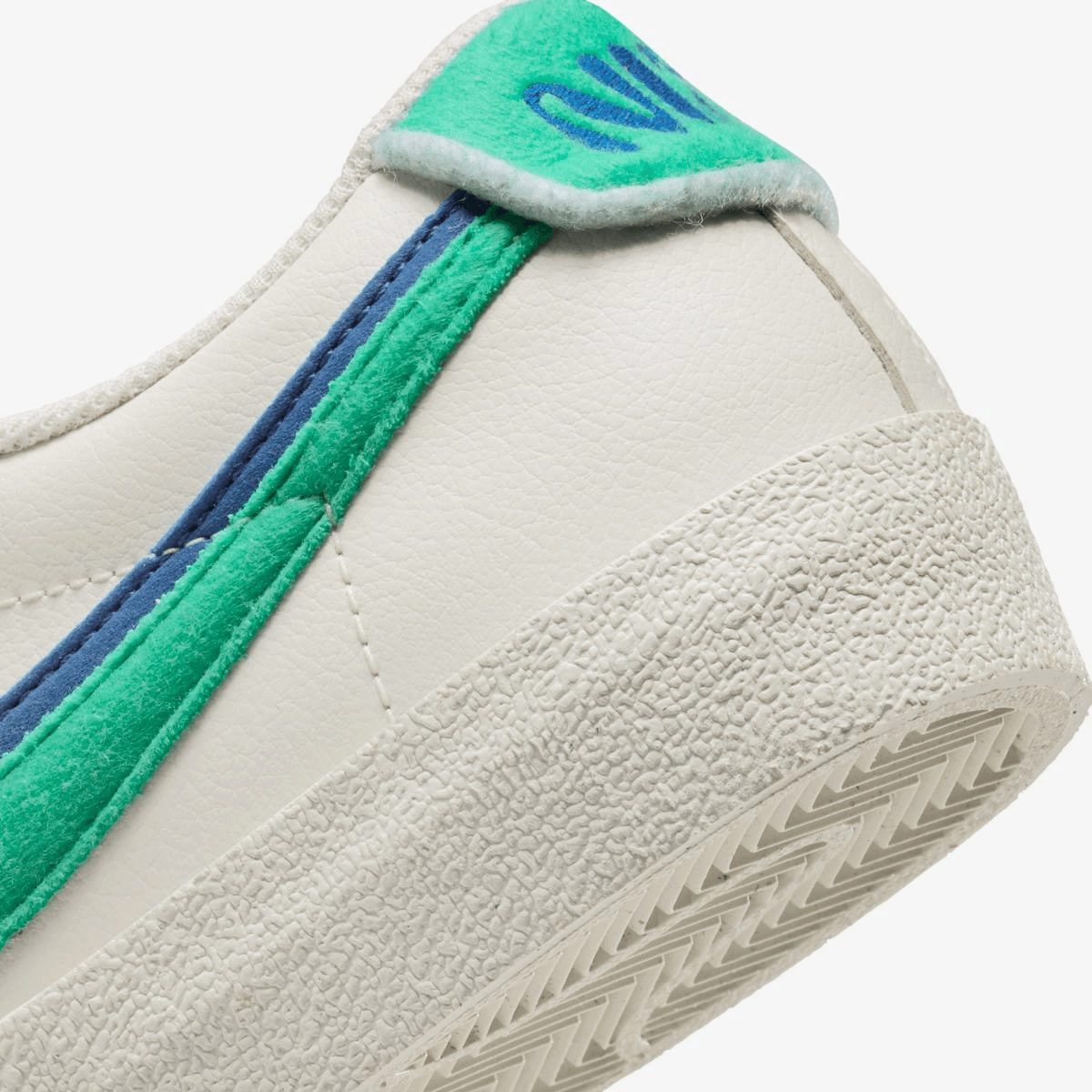 Чоловічі кросівки NIKE BLAZER LOW 77 SE DO9777-001 - фото 7