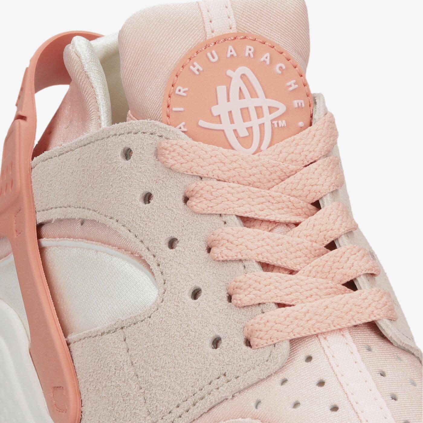Кросівки жіночі Nike Air Huarache (DR7874-100) - фото 4