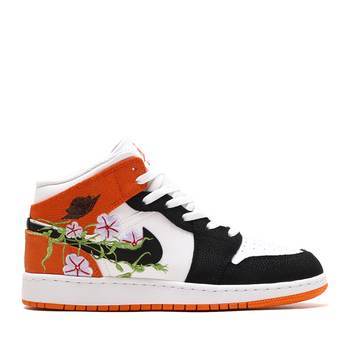 Фото Кросівки жіночі Nike Jordan Air 1 Mid Se (Gs) (DQ8390-100)
