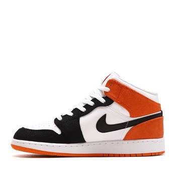 Фото Кросівки жіночі Nike Jordan Air 1 Mid Se (Gs) (DQ8390-100)