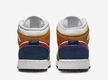 Фото Кросівки жіночі Nike Jordan Air 1 Mid Se (Gs) (DR6957-100)
