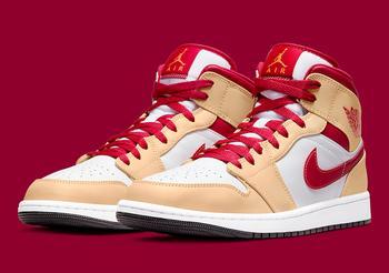 Фото Кросівки чоловічі Nike Jordan Jordan 1 Mid (554724-201)